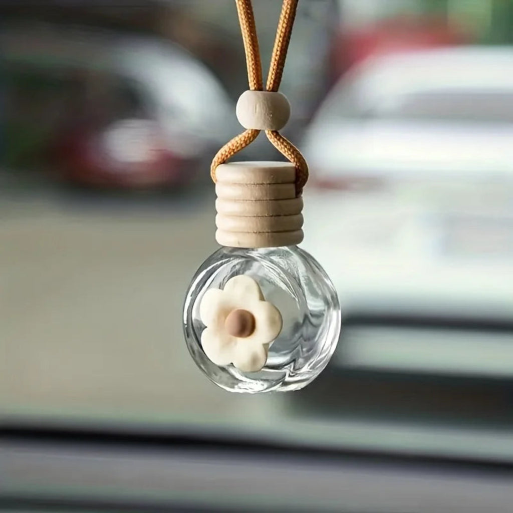 Cartoon Car Aromatherapy Glass Bottle, Fun Car Air Freshener | زجاجة عطرية كرتونية للسيارة، معطر هواء ممتع وجذاب