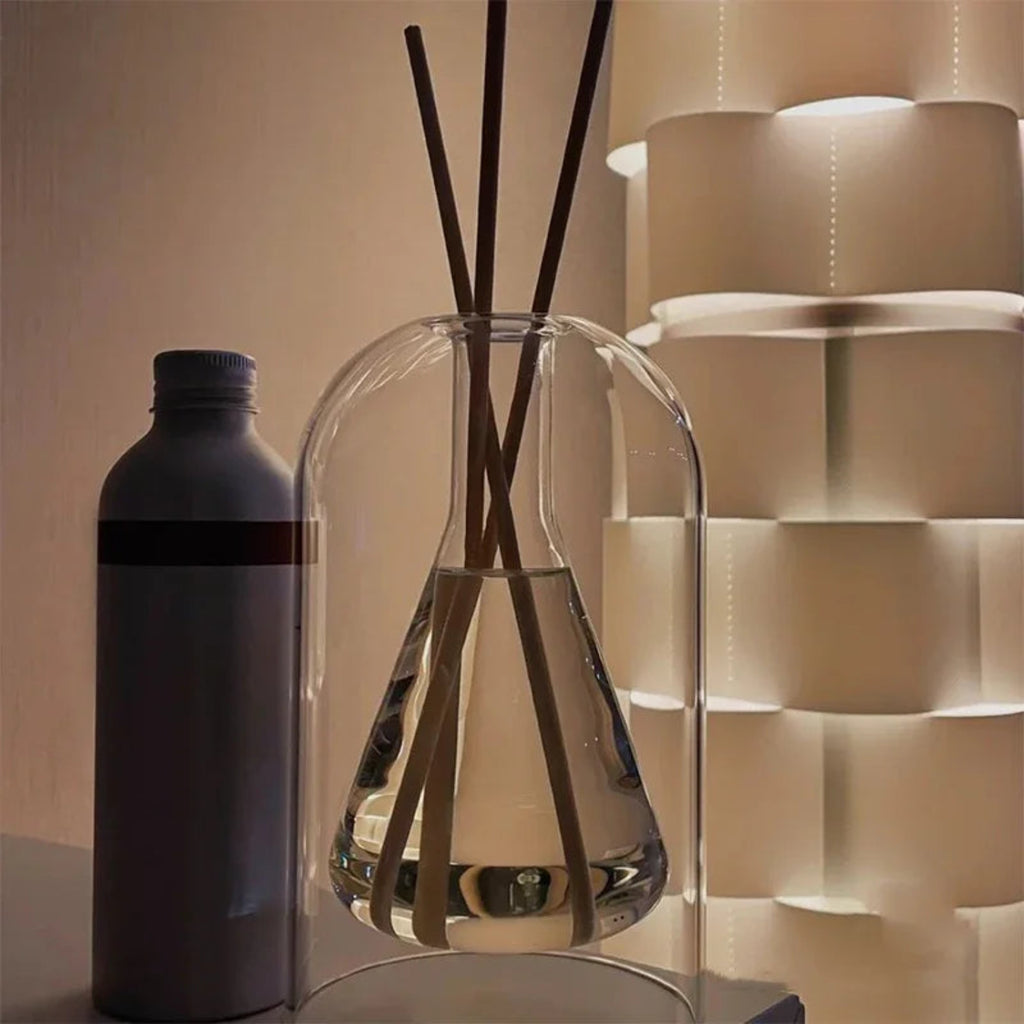 Double Layer Transparent Glass Fragrance Diffuser Bottle, Elegant Aromatherapy   زجاجة موزع عطر زجاجية مزدوجة الطبقات، أنيقة للاسترخاء والعلاج العطري